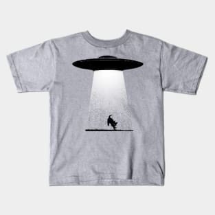 UFO kidnaps a cat Kids T-Shirt